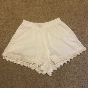 White flow shorts